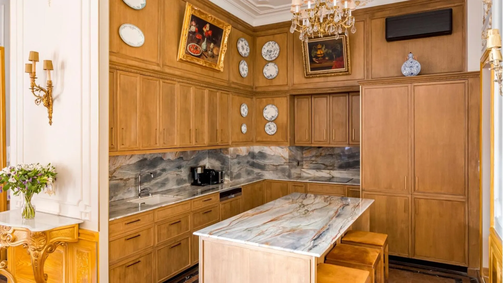 Apartment Merveil - Signature Suite - Marais - Braque Paris France